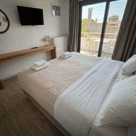 Golden Evelyn Apart otel Aya Paraskevi Dış mekan fotoğraf