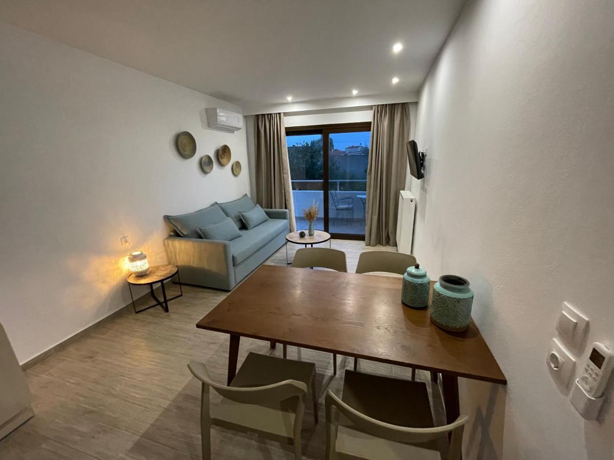 Golden Evelyn Apart otel Aya Paraskevi Dış mekan fotoğraf